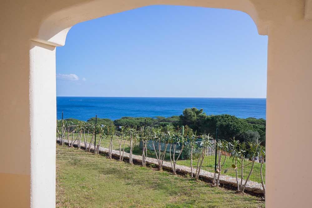 Residence Baia Sant Anna Con Piscina Tanaunella Exterior photo