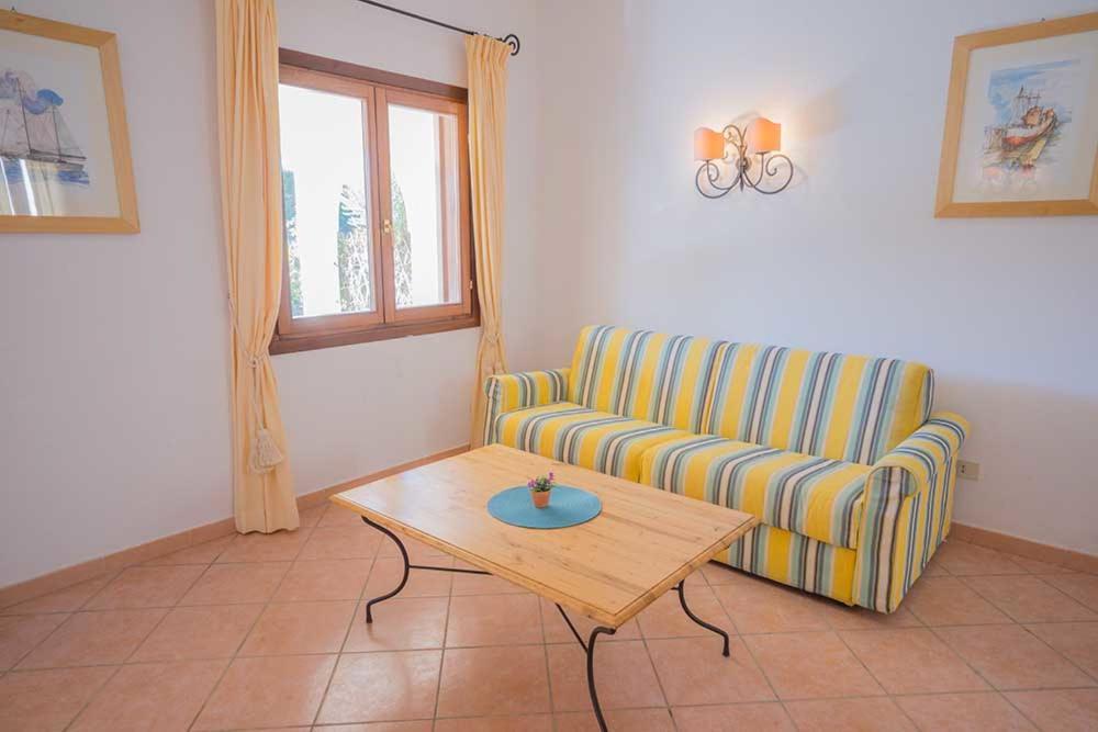 Residence Baia Sant Anna Con Piscina Tanaunella Exterior photo